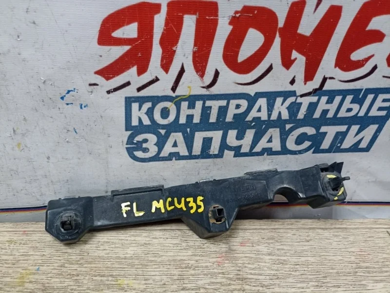Крепление бампера Toyota Harrier 5214648010 MCU35 1MZ-FE, переднее левое