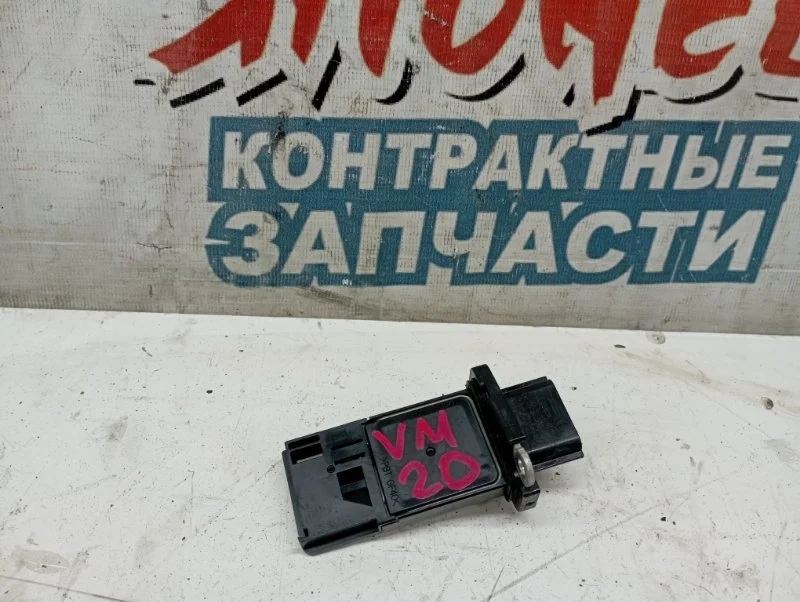 Расходомер воздушный Nissan Nv200 226807S000 VM20 HR16DE