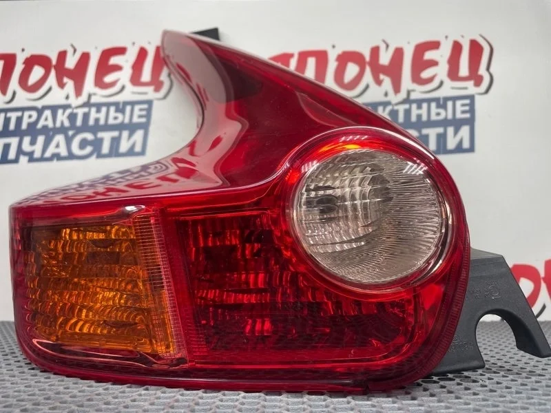 Стоп-сигнал Nissan Juke 2012 265591KA0A NF15 MR16DDT, левый