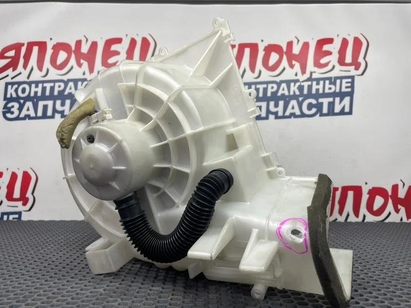 Мотор печки Nissan X-Trail 2002 272258H300 NT30 QR20DE