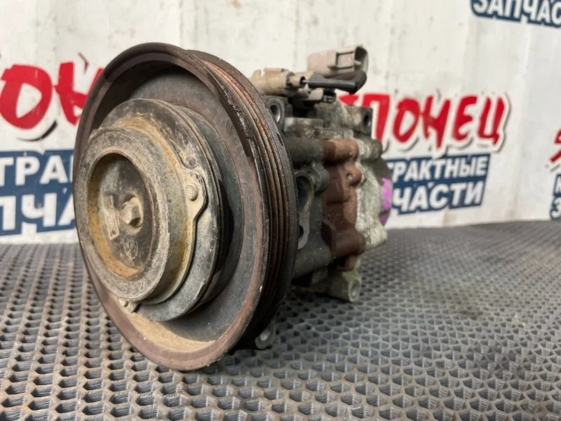 Компрессор кондиционера Toyota Sprinter Carib 883201A440 AE114 4A-FE