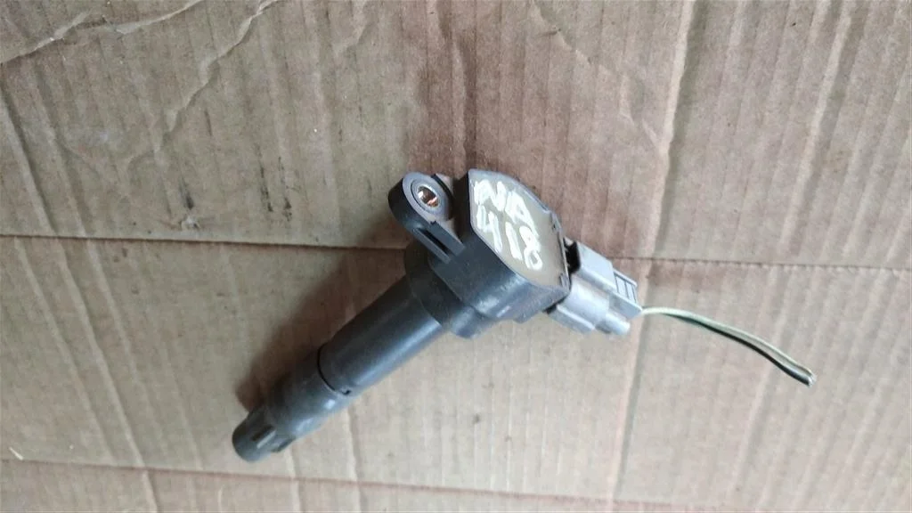 Б.у. катушка зажигания MITSUBISHI GRANDIS NA4W MITSUBISHI GRANDIS NA4W