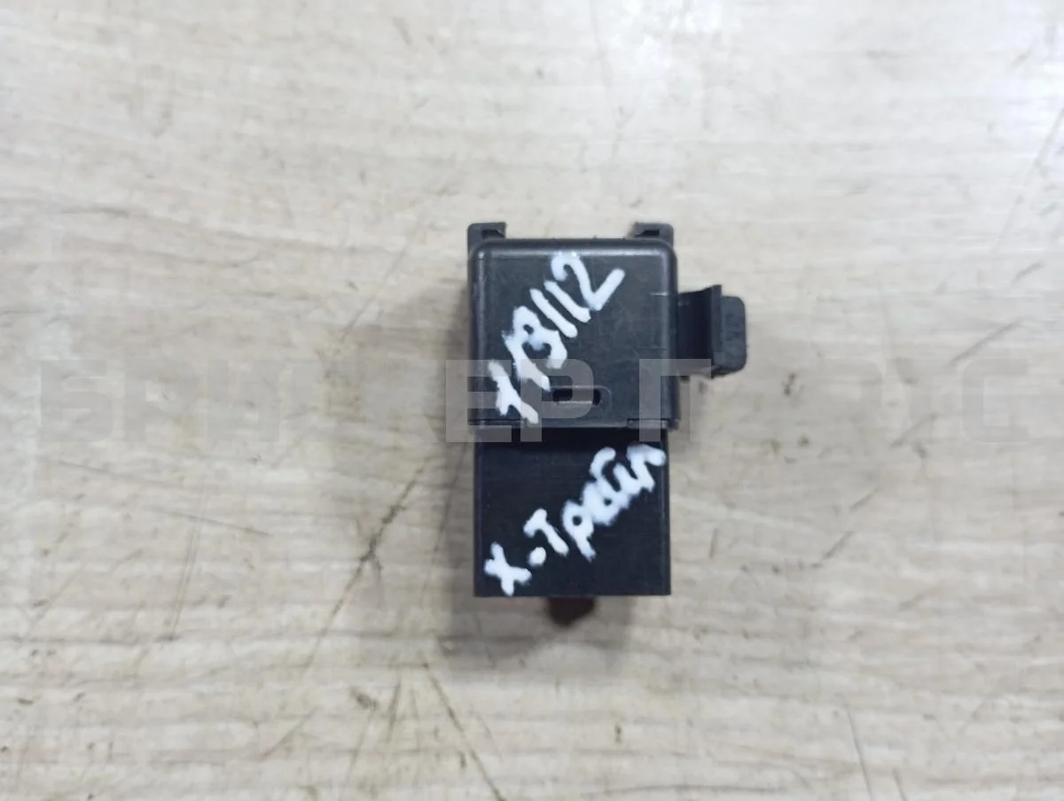 Реле Ниссан Икс-Трейл 1  T30
