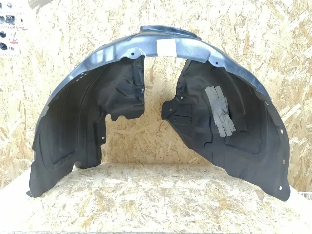 Подкрылок (локер) пер.лев. Toyota Camry XV70 (2017—2021) 5380633080