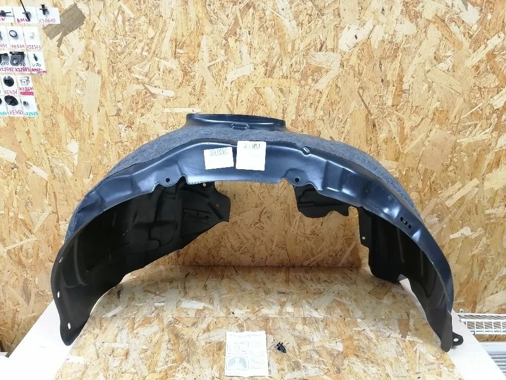 Подкрылок (локер) пер.прав. Toyota Camry XV70 (2017—2021) 5380533060