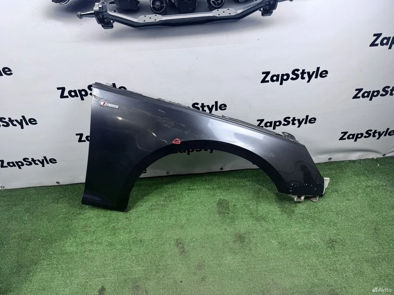 Крыло переднее правое audi a4 b9