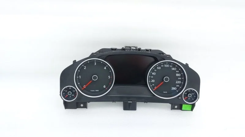 Панель приборов Volkswagen Touareg 2014 NF