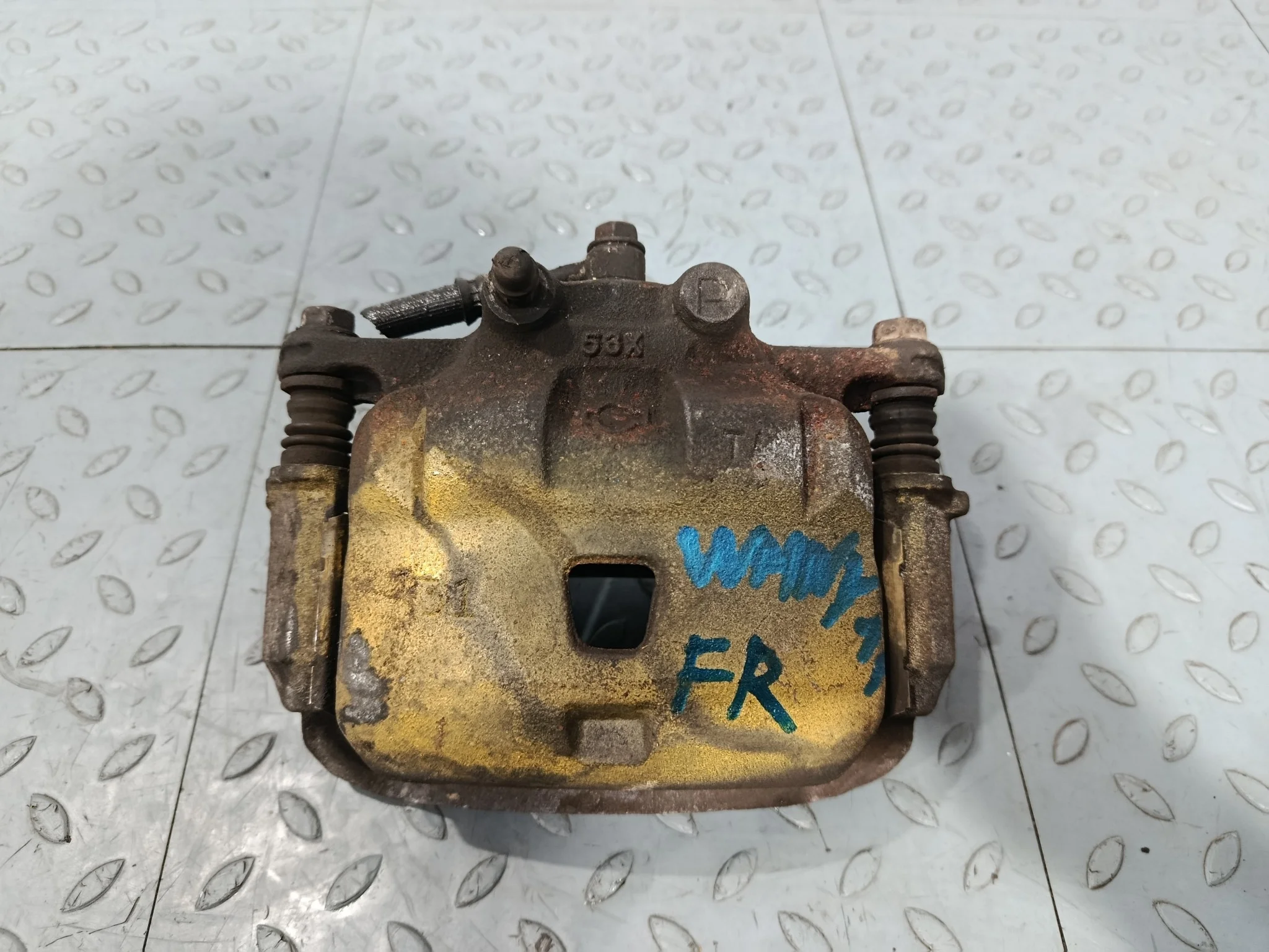 СУППОРТ В СБОРЕ NISSAN MAZDA ... BLUEBIRD SYLPHY EXPERT FAMILIA VAN SUNNY WINGROAD ... WFNY11 WFY11 WHNY11 WHY11 WRY11 ПЕРЕДНИЙ ПРАВЫЙ 2WD 4WD 410014M400