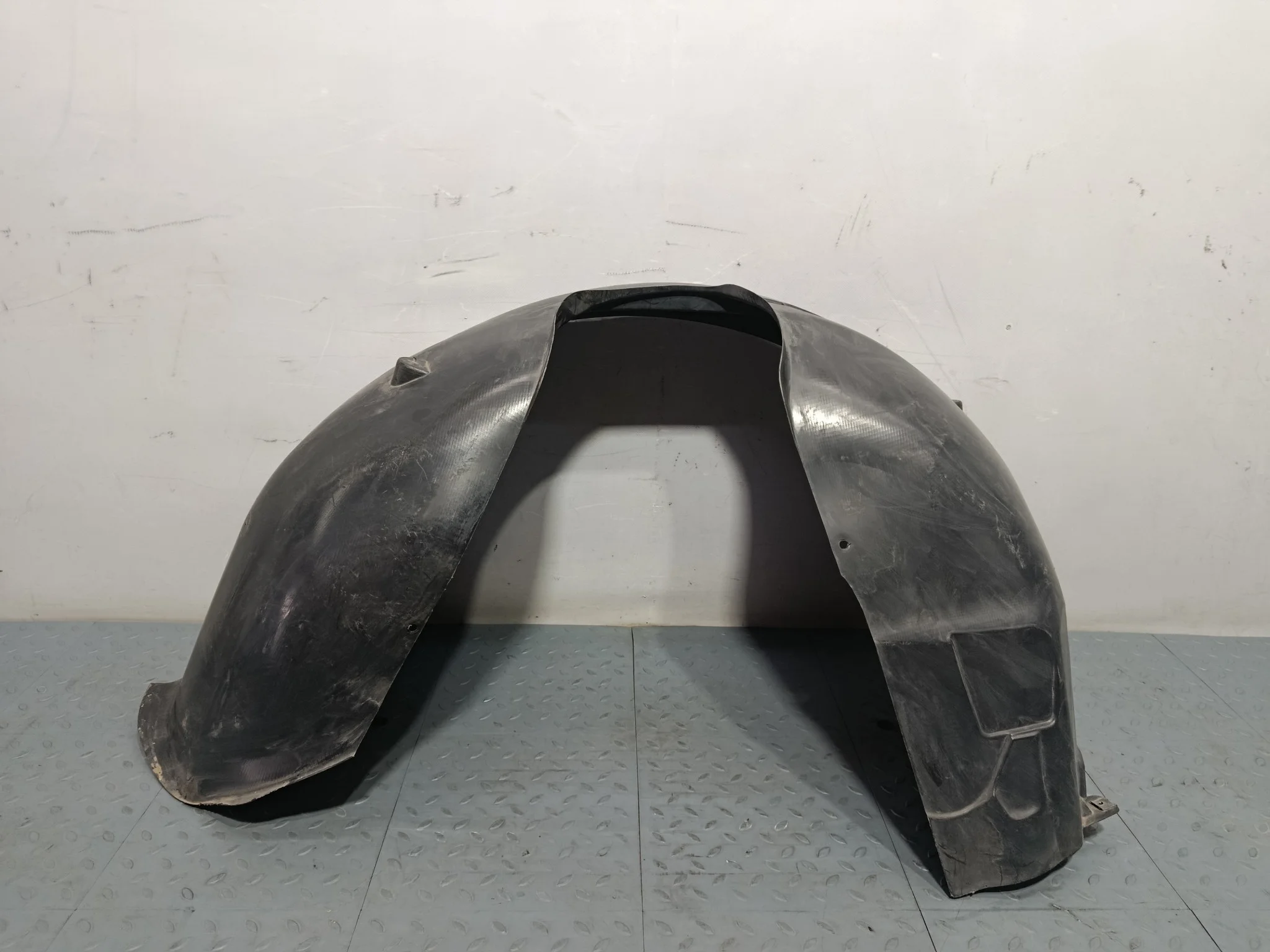 ПОДКРЫЛОК VOLVO S40 V50 MS MW ПЕРЕДНИЙ ЛЕВЫЙ 30678143