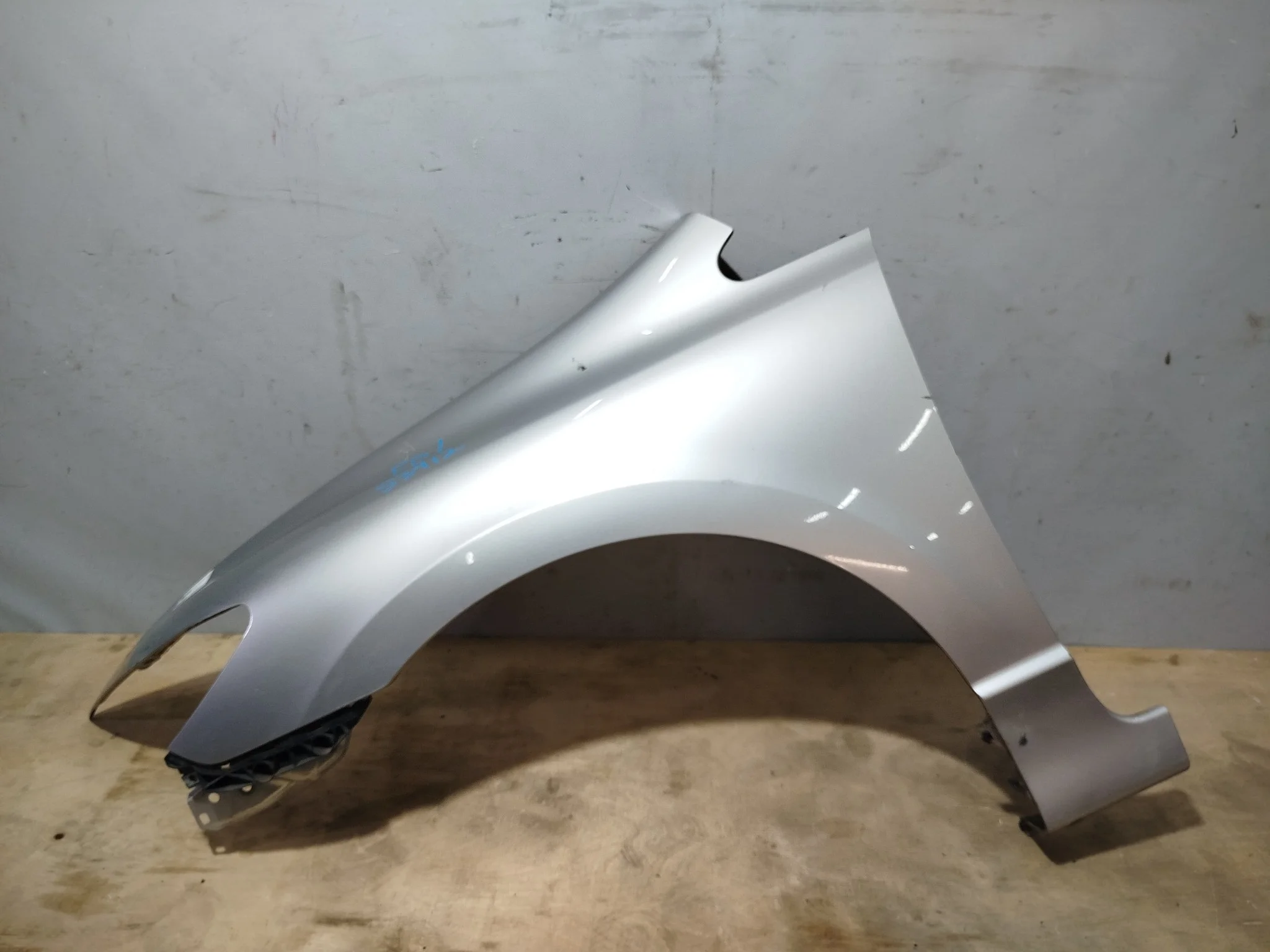 КРЫЛО HONDA CIVIC CIVIC HYBRID FD1 FD2 FD3 FD7 60261SNBJ00ZZ ПЕРЕДНЕЕ ЛЕВОЕ серебро, NH704MV S3912