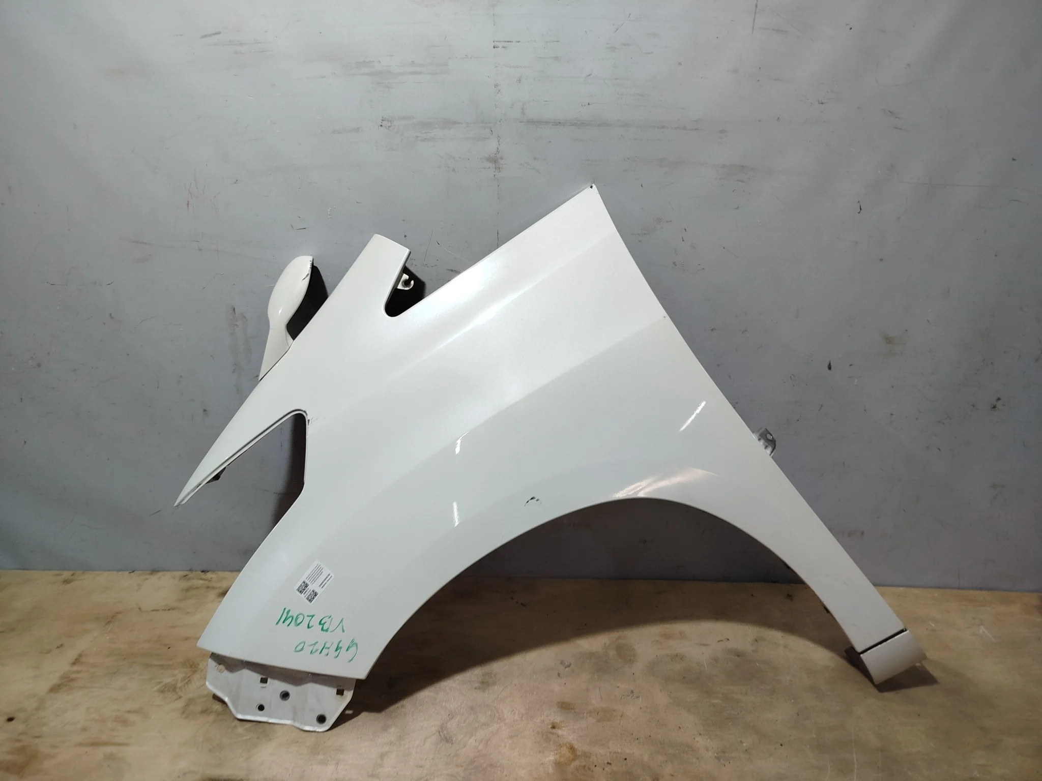 КРЫЛО TOYOTA ALPHARD ANH20W ANH25W ATH20W GGH20W GGH25W 5380258030 ПЕРЕДНЕЕ ЛЕВОЕ БЕЗ НАКЛАДКИ белый, 070 VB2041
