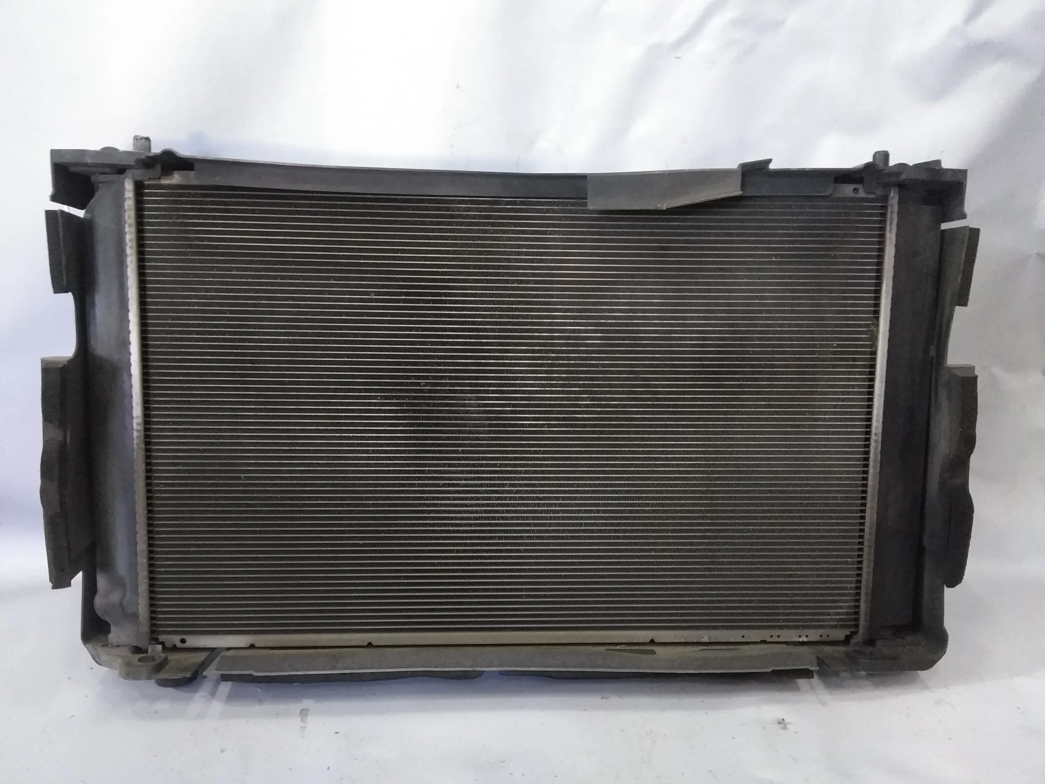 РАДИАТОР ДВИГАТЕЛЯ TOYOTA 1AZ-FE 2AZ-FE 3ZR-FAE ... HARRIER PREVIA RAV4 TARAGO VELLFIRE ... ANH25W ZSA30 ZSA35 ZSU60 ZSU65 CVT 1640028560 VB1409