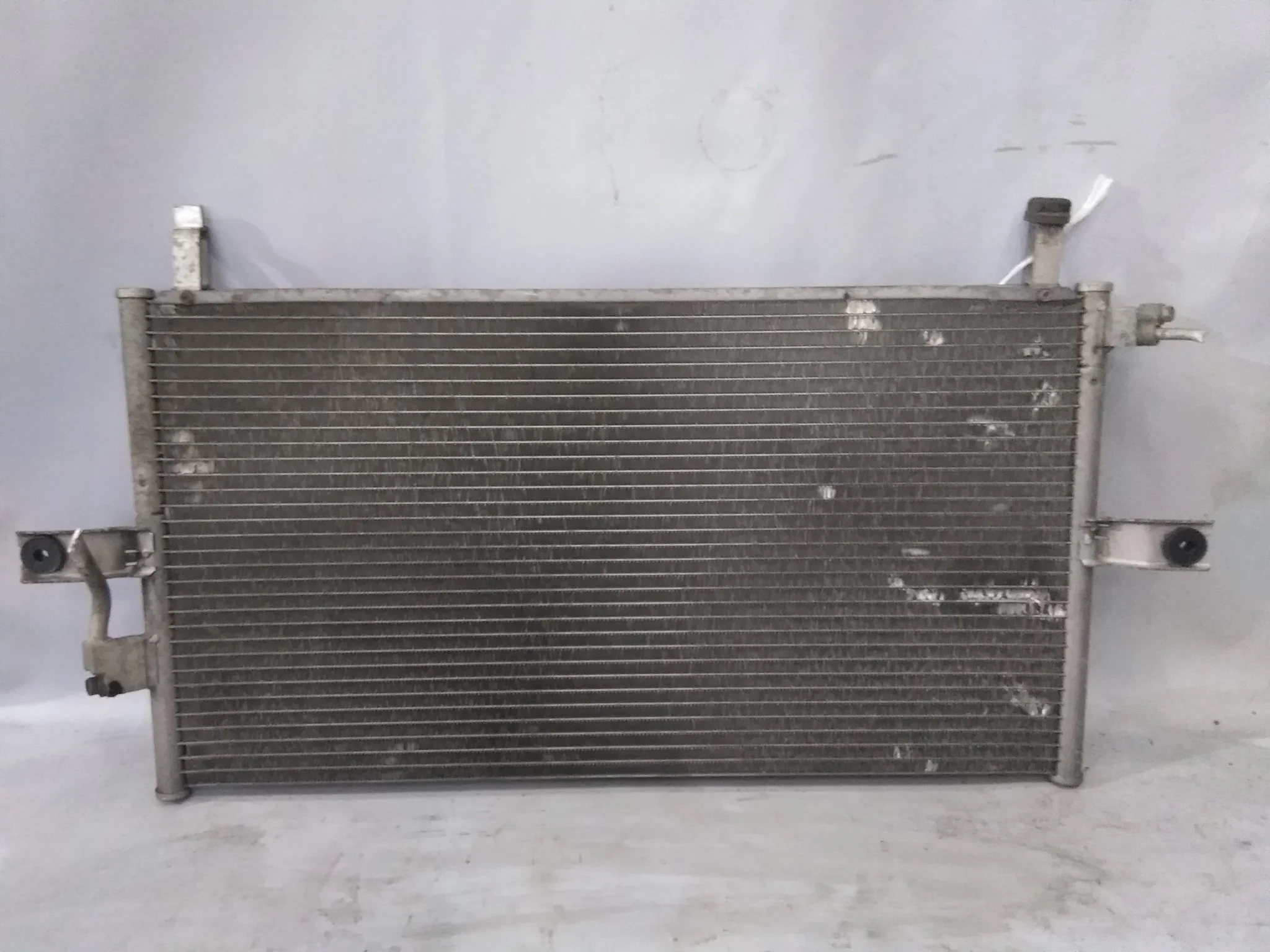 РАДИАТОР КОНДИЦИОНЕРА NISSAN LIBERTY PM12 PNM12 RM12 RNM12 92110WF105 QE221