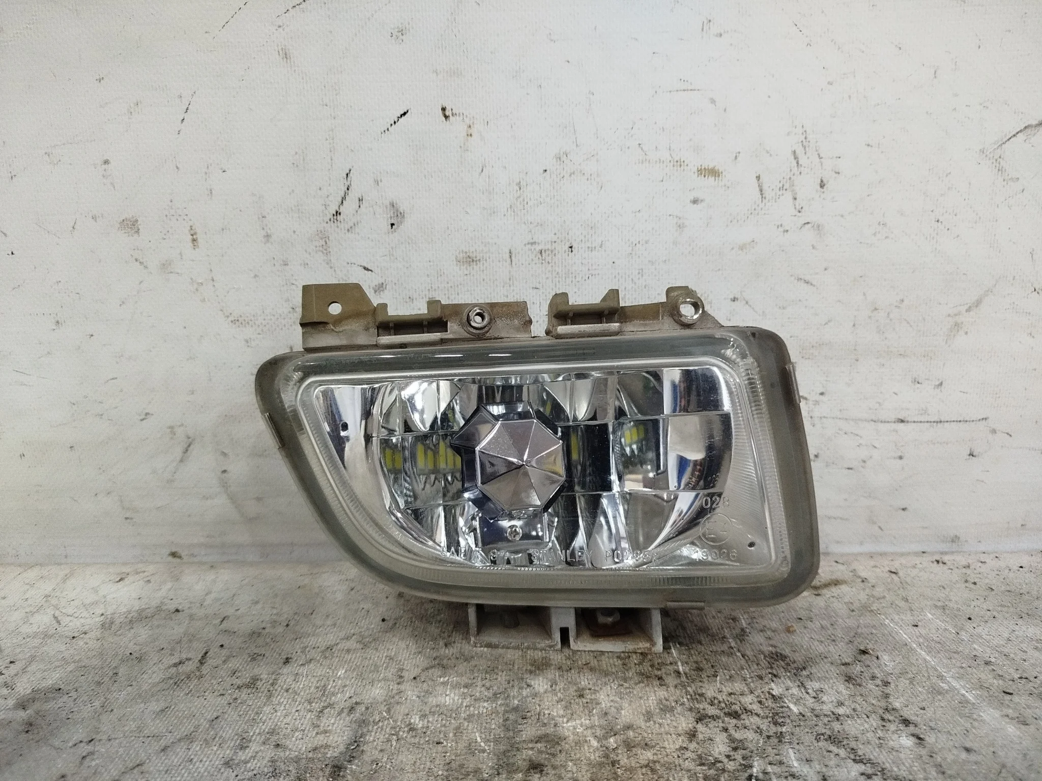 ТУМАНКА MAZDA MPV LW3W LW5W LWEW LWFW P0285 ПРАВАЯ 1 МОДЕЛЬ L08151680A S3998Z