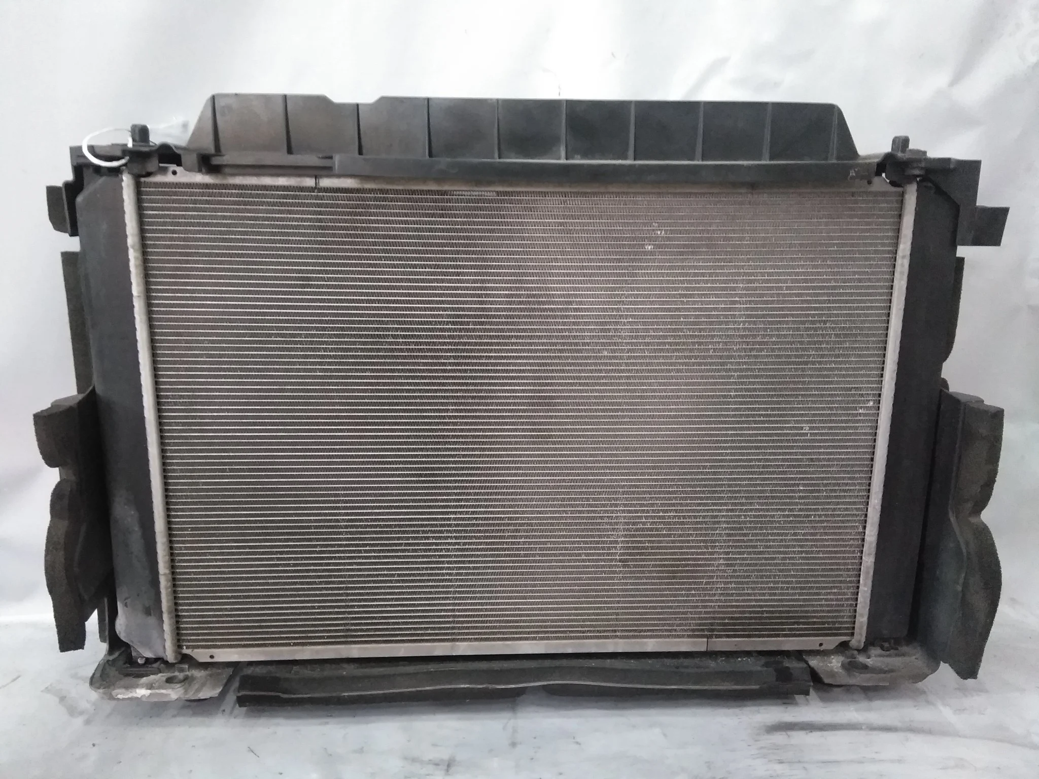 РАДИАТОР ДВИГАТЕЛЯ TOYOTA 2GR-FE ALPHARD VELLFIRE GGH20W GGH25W АТМ 1640031590 VB915