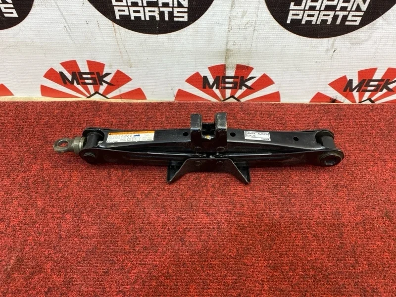 Домкрат Toyota Camry 0911150051 50