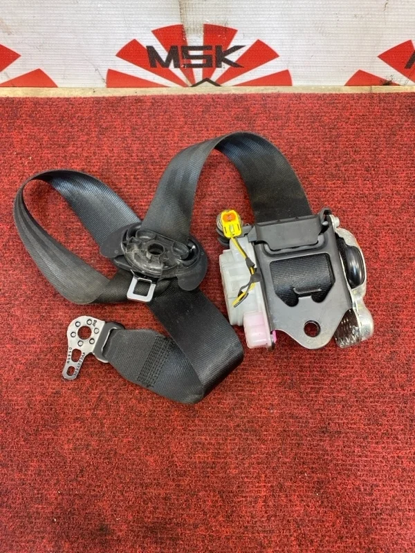 Ремень безопасности Volkswagen Tiguan 2020 5NB857706A 2 CZD, передний правый