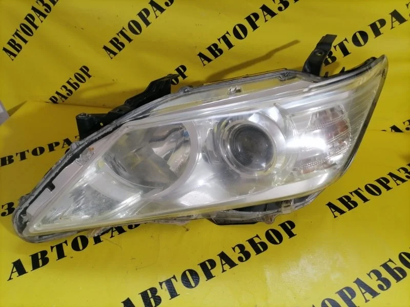 Фара левая Toyota Camry 50 2011-2017 8118533A50