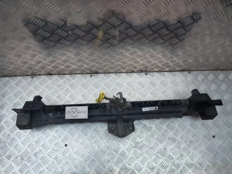Панель передняя верхняя Peugeot Partner 7416J3 1.6