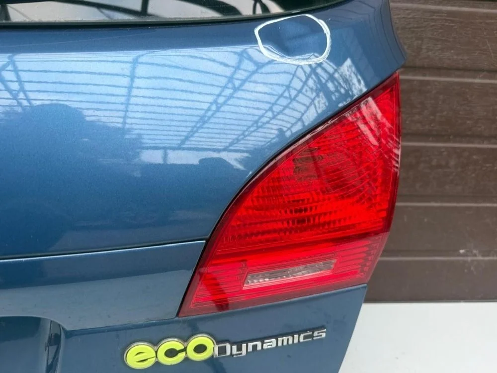 Фонарь крышки багажника внутренний Kia Venga I (2009—2014)