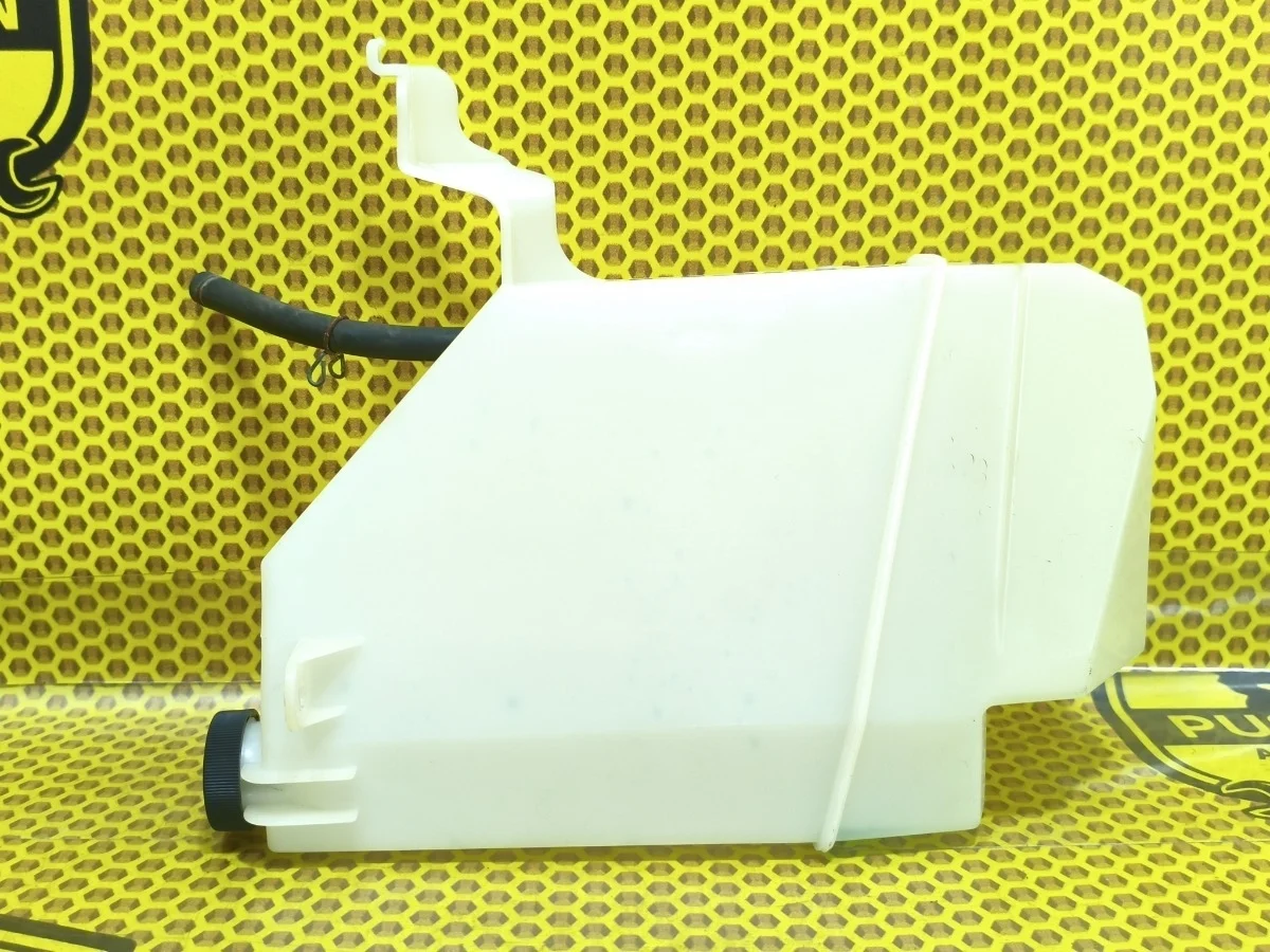 Бачок расширительный Nissan Murano 2011 21710JP10A Z51 VQ35DE