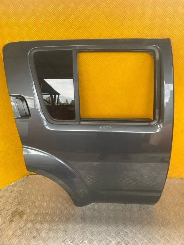 Дверь задняя правая Nissan Pathfinder (R51M) 2004-2013 2010 82100EB330 2.5 D YD25DDTI