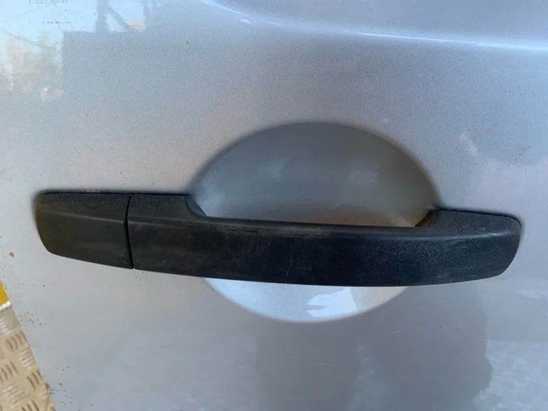 Ручка двери наружная передняя правая Nissan Navara (D40) 2004-2015 2008 80640EB100 ПИКАП 2.5 D YD25DDTI