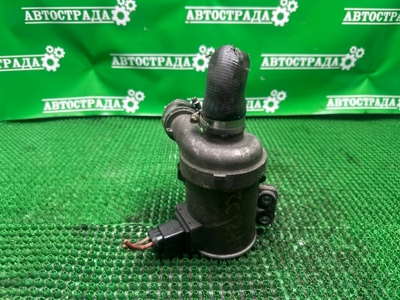 Помпа Bmw 11517604027