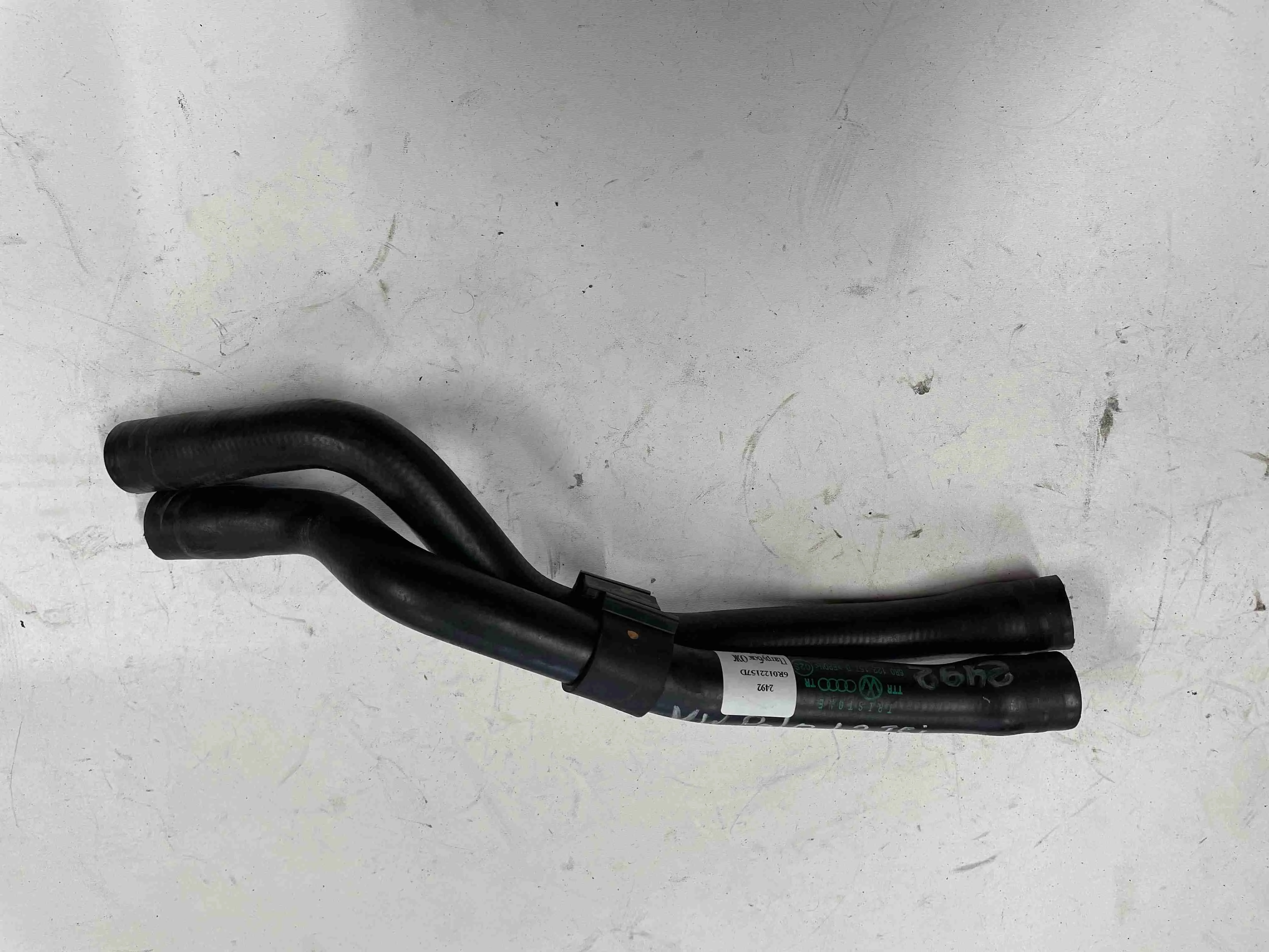 Патрубок (трубопровод, шланг) Volkswagen Polo V (2009—2015) 2013 1.4