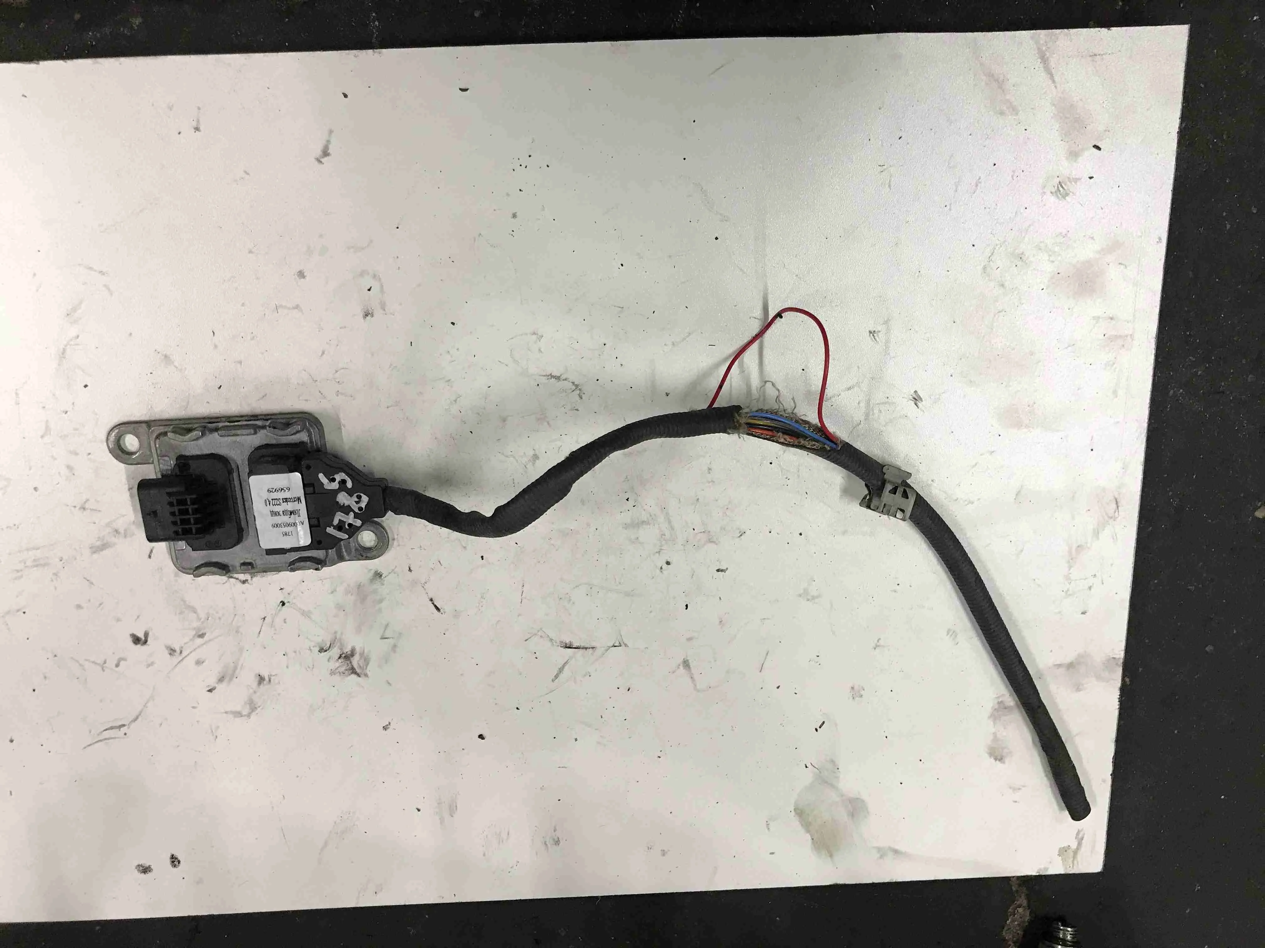 Датчик NOx Mercedes-Benz S-класс W222/C217/A217 (2013—2017)  3.8 CDi АКПП седан