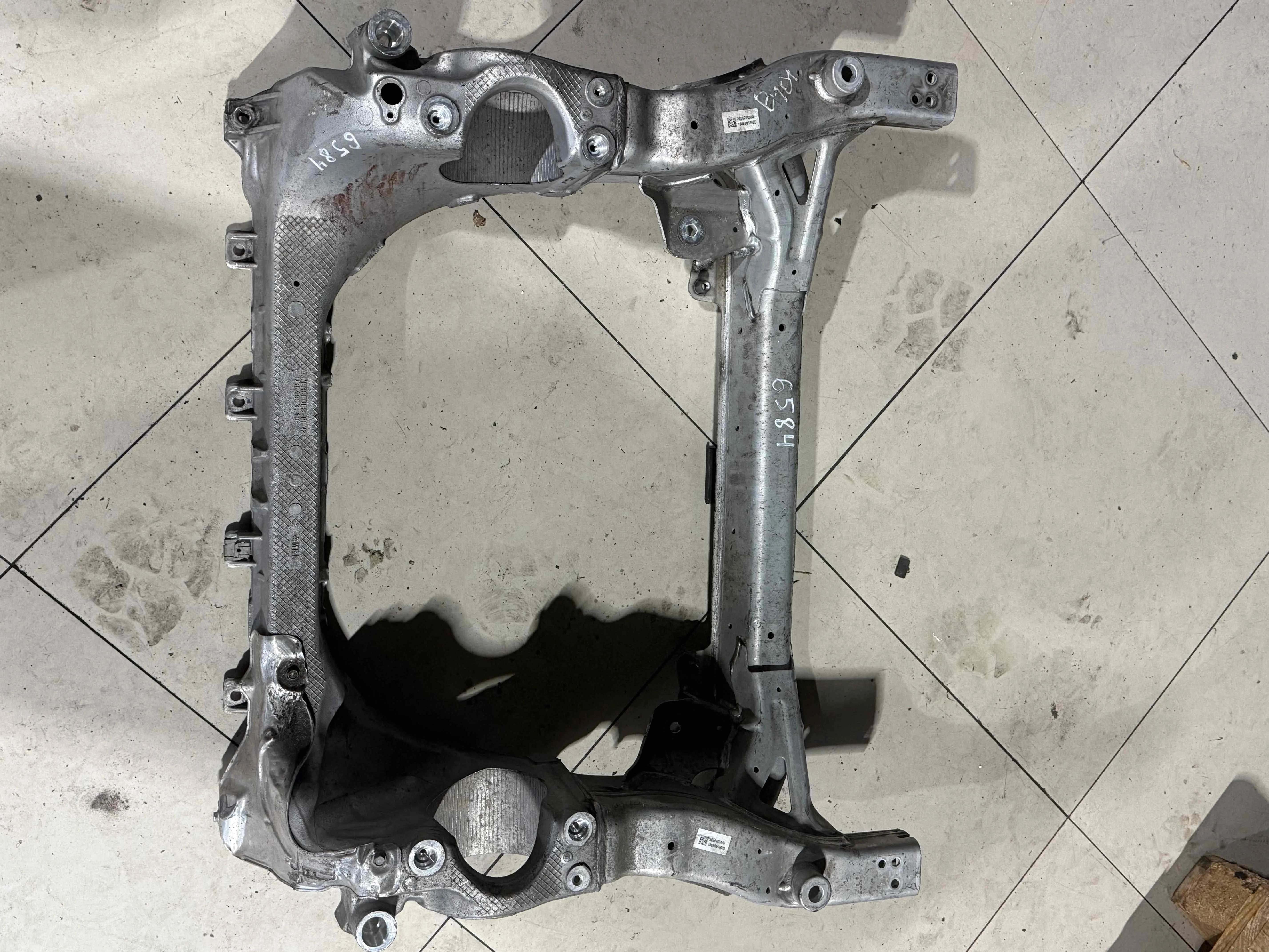 Балка подвески передняя (подрамник) Mercedes-Benz C-класс W205/S205/C205/A205 (2014—2018) 2017 2  АКПП седан