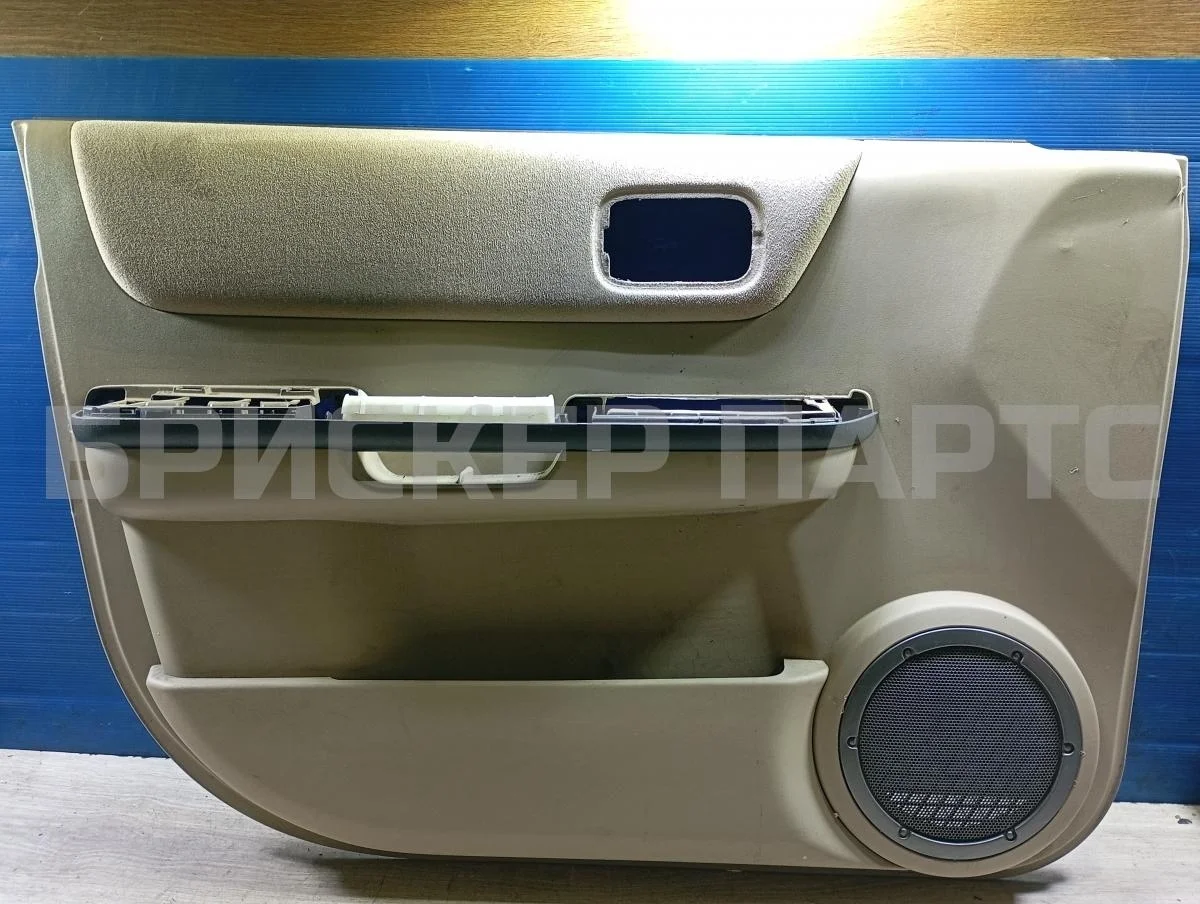 Обшивка двери передняя левая Ниссан Икс-Трейл 1  T30