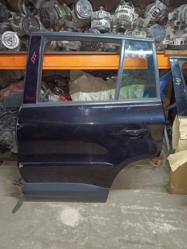 Дверь Volkswagen Tiguan 2009 5N1
