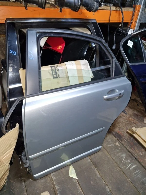 Дверь Volvo s40 2010 MS