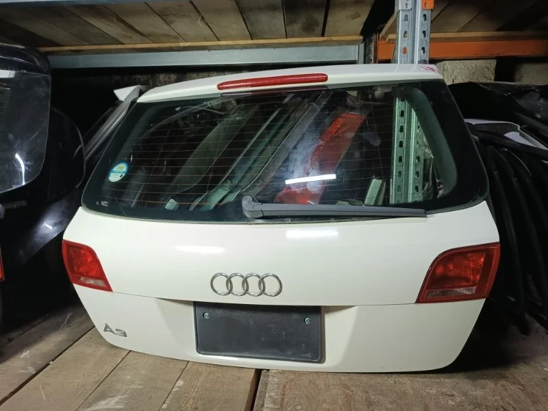 Крышка багажника Audi A3 2006 8P1