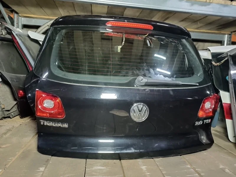 Крышка багажника Volkswagen Tiguan 2009 5N1