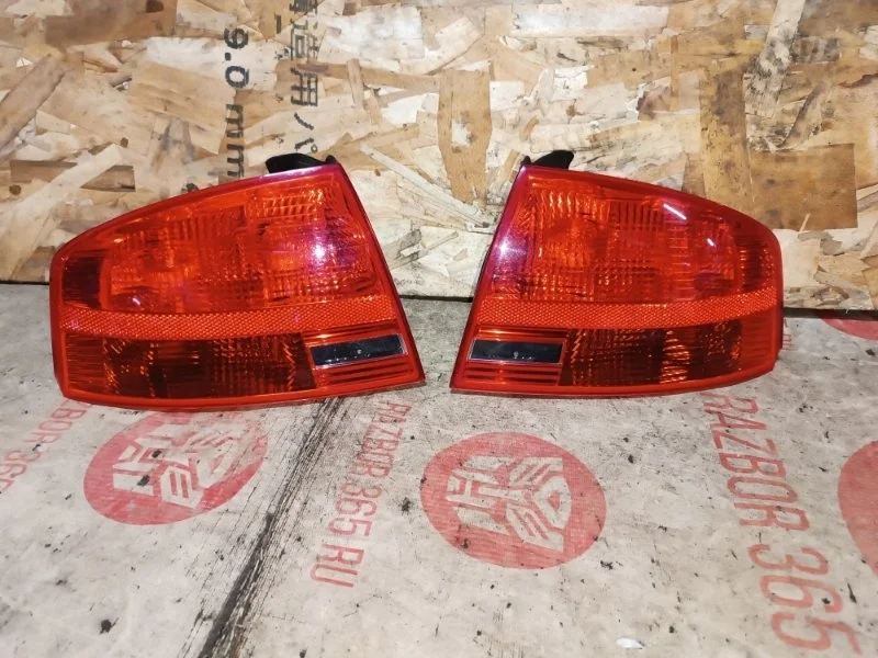 Комплект фонарей Audi A4 2006 8EC