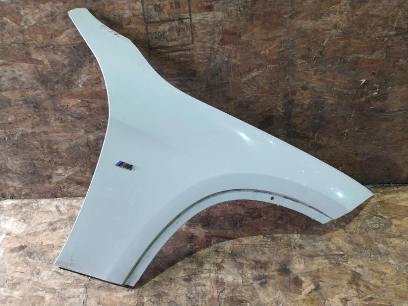 Крыло BMW X1 2014 E84