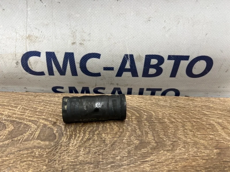 Патрубок охлаждения Audi A6 06E121058D C6 2.8 CCE
