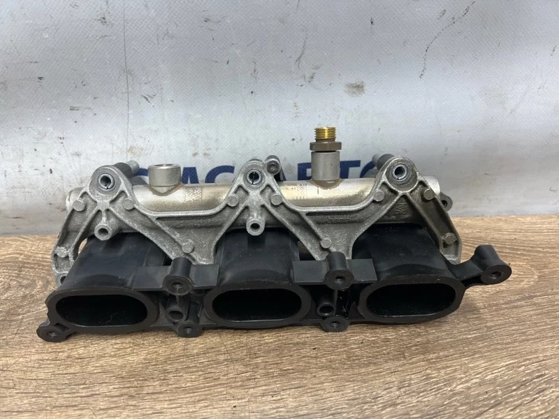 Коллектор впускной Audi A6 06E133109S C6 2.8 CCE