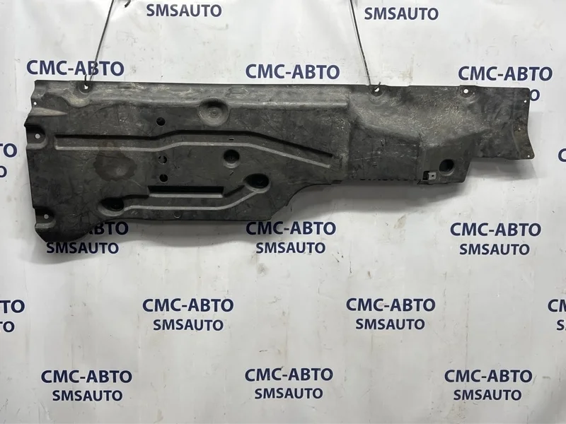 Защита днища Mercedes-Benz Ml A1666808707 W166 642.826, правая