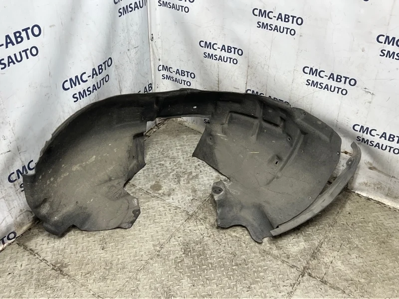 Подкрылок Audi A5 8T0821172M 8T 2.0T CDN, передний правый