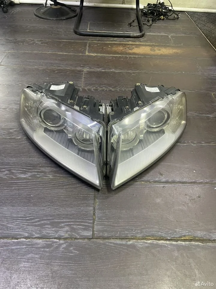 Фары адаптивные audi a8 4e0941004br 4e0941003br