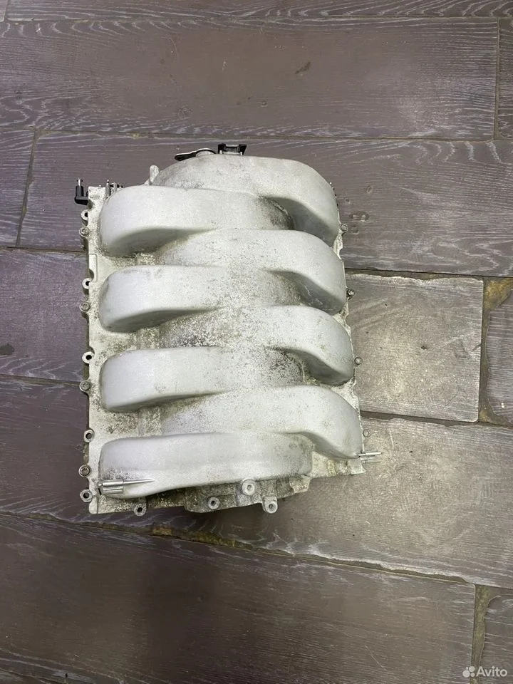 Впускной коллектор audi a8 4.2fsi bvj 079133185ad
