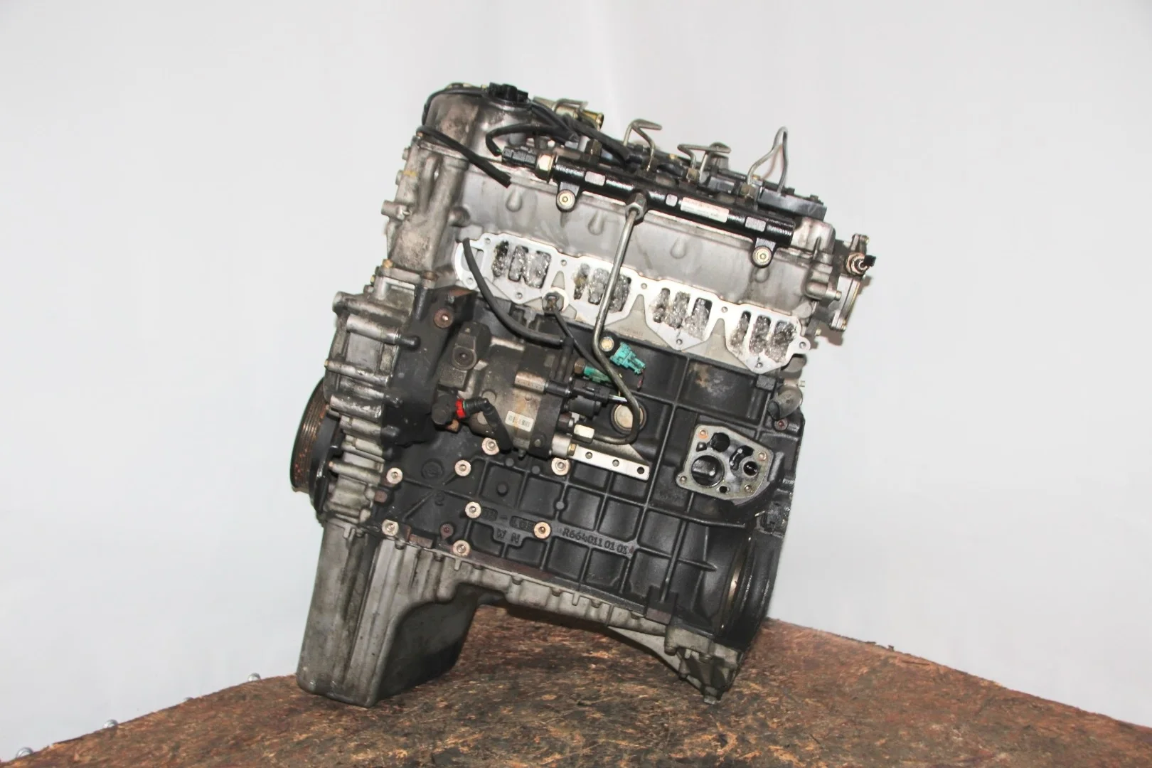 Двигатель SsangYong Actyon/Actyon Sports/Kyron 6640101098/6640101598/6640101698/6640101798/66401019A0/6640103398/6640103498/664951/D20DT