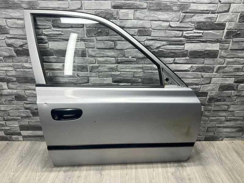 Дверь передняя правая Hyundai Accent