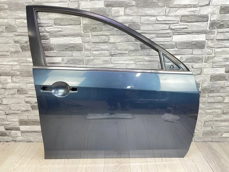 Дверь передняя правая Nissan Almera
