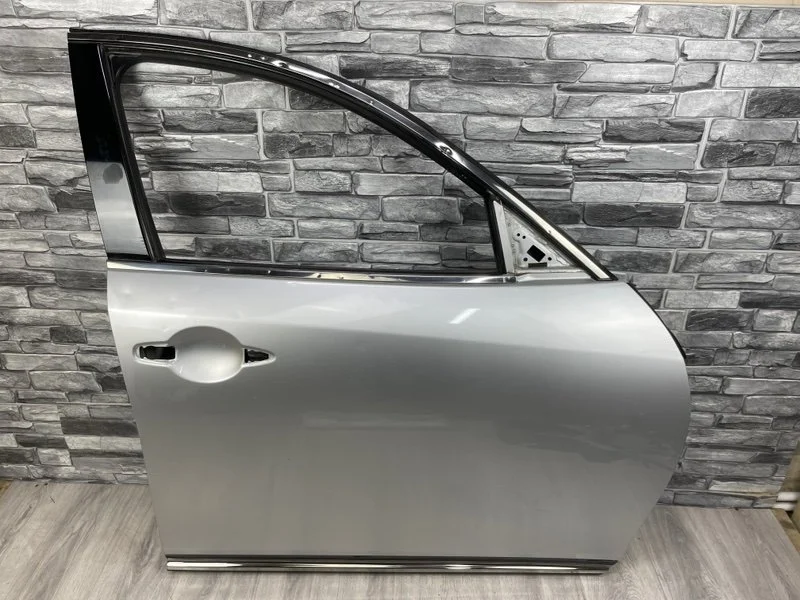 Дверь передняя правая Infiniti FX30d/FX35/FX37/FX50/QX70