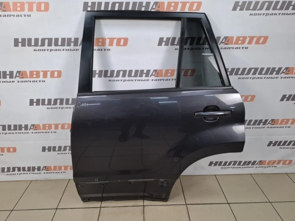 Дверь задняя левая Suzuki Grand Vitara