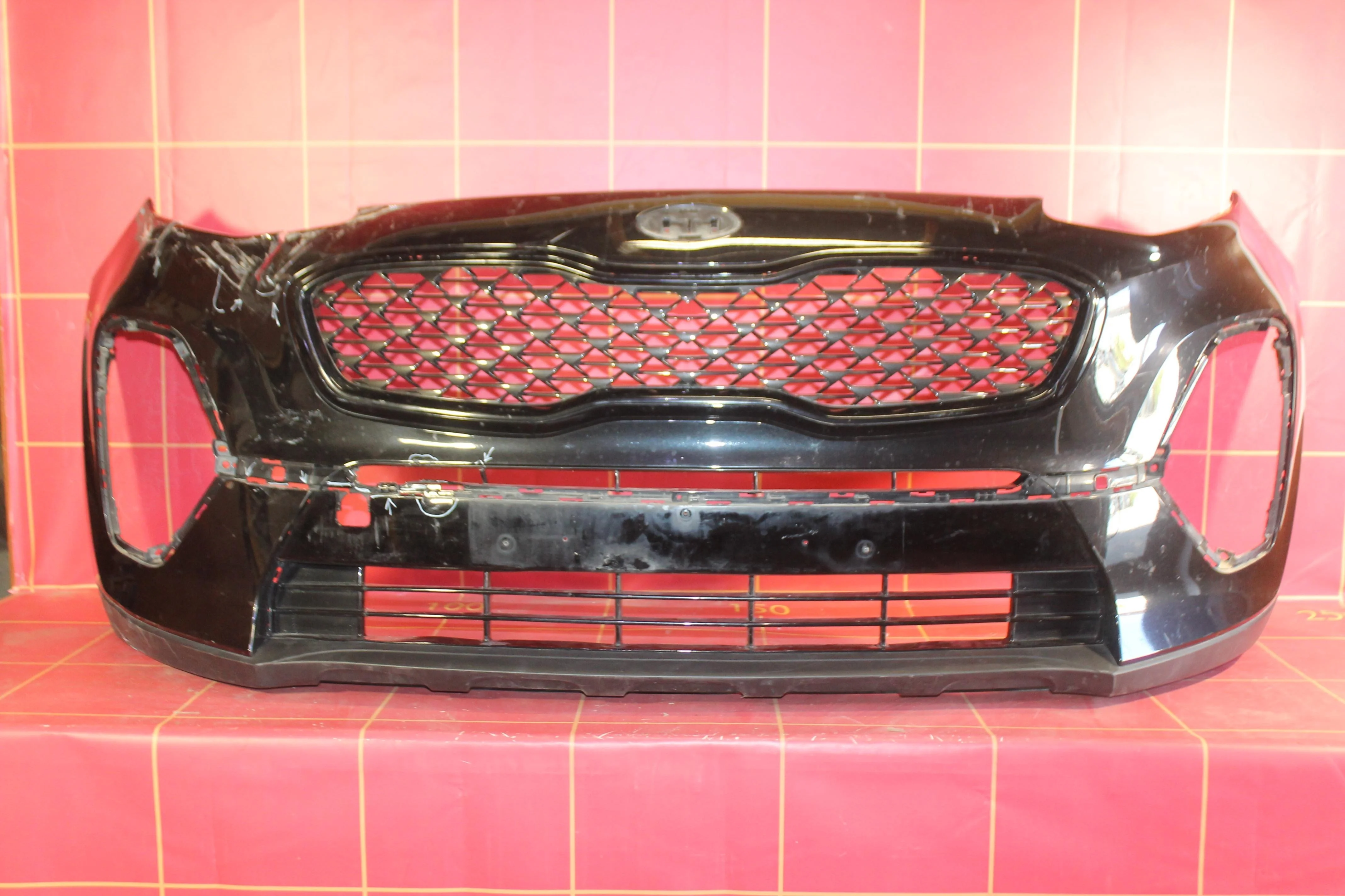 Бампер передний Kia Sportage